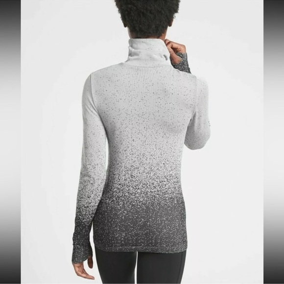 Athleta Flurry Blizzard Gradient Turtle Neck Top - Picture 2 of 6